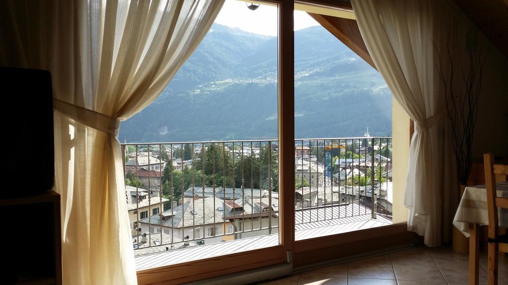 Appartamento Centro Storico Bormio Zimmer foto